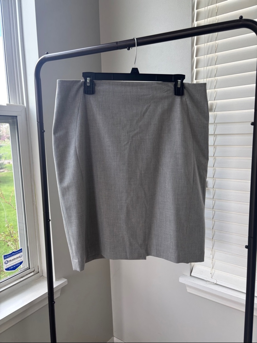 The Limited Gray Pencil Skirt - Tailored Office Staple